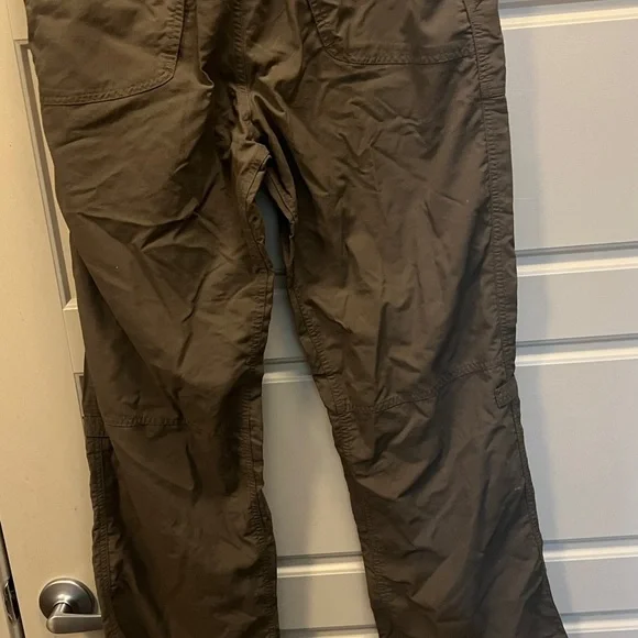 The North Face Women's Olive Horizon Tempest Hiking Convertible outdoors Pants - Picture 10 of 11